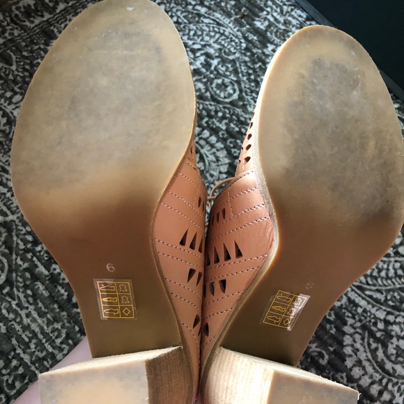 Jeffrey Campbell Heeled Sandal - Picture 4 of 7